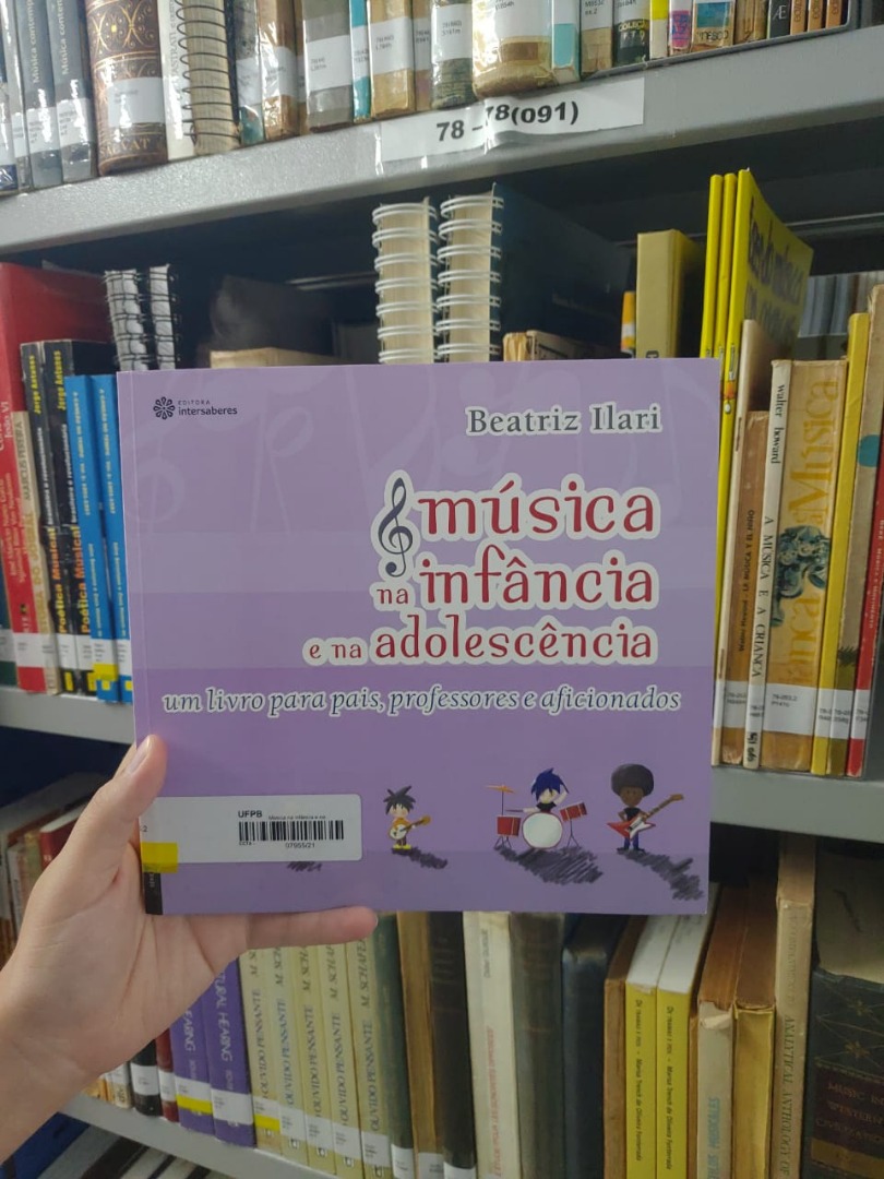 Música na infância.jpg